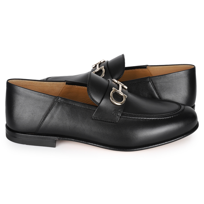 디몬트 23 F/W 페레가모 남성 간치니 로고 로퍼(블랙) 0758410 020990 3E